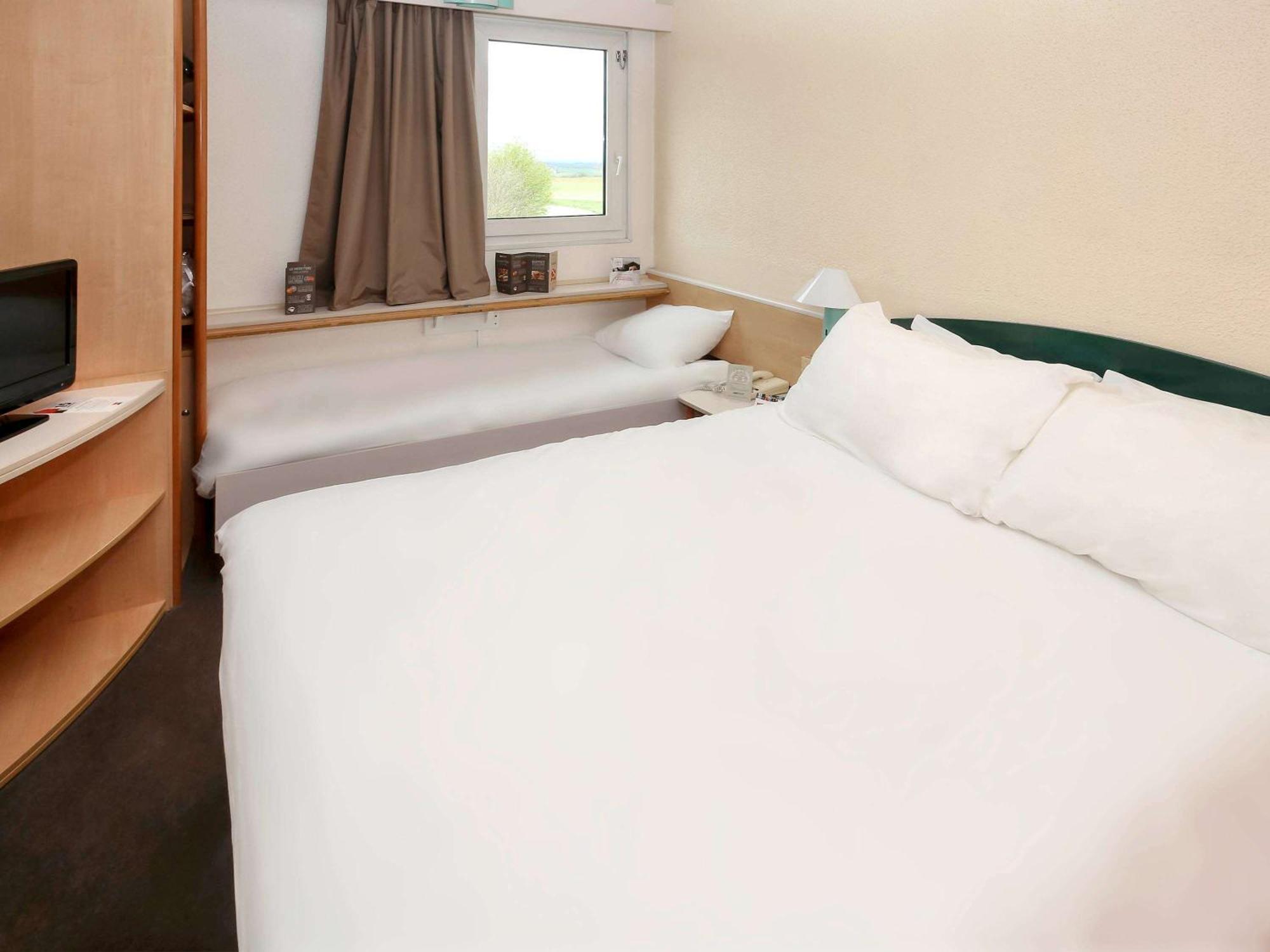 Ibis Auxerre Sud Hotel Venoy Eksteriør billede