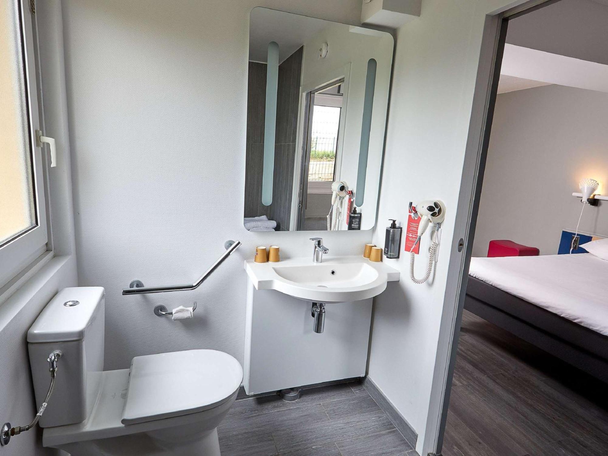 Ibis Auxerre Sud Hotel Venoy Eksteriør billede